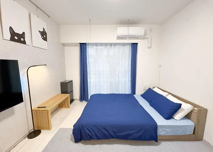 Triphome Higahsi Shinjuku Brand New